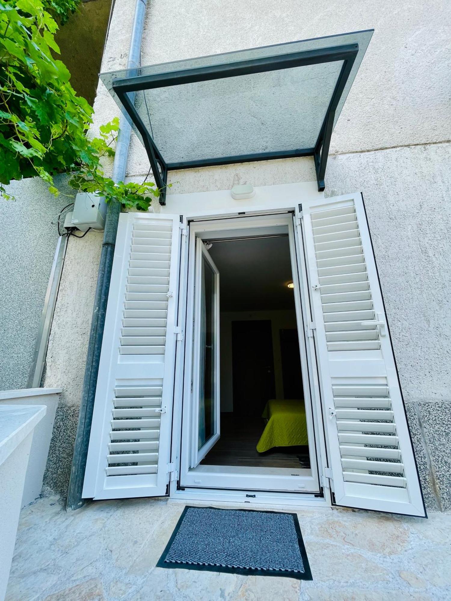 Velin Apartment 斯普利特 外观 照片